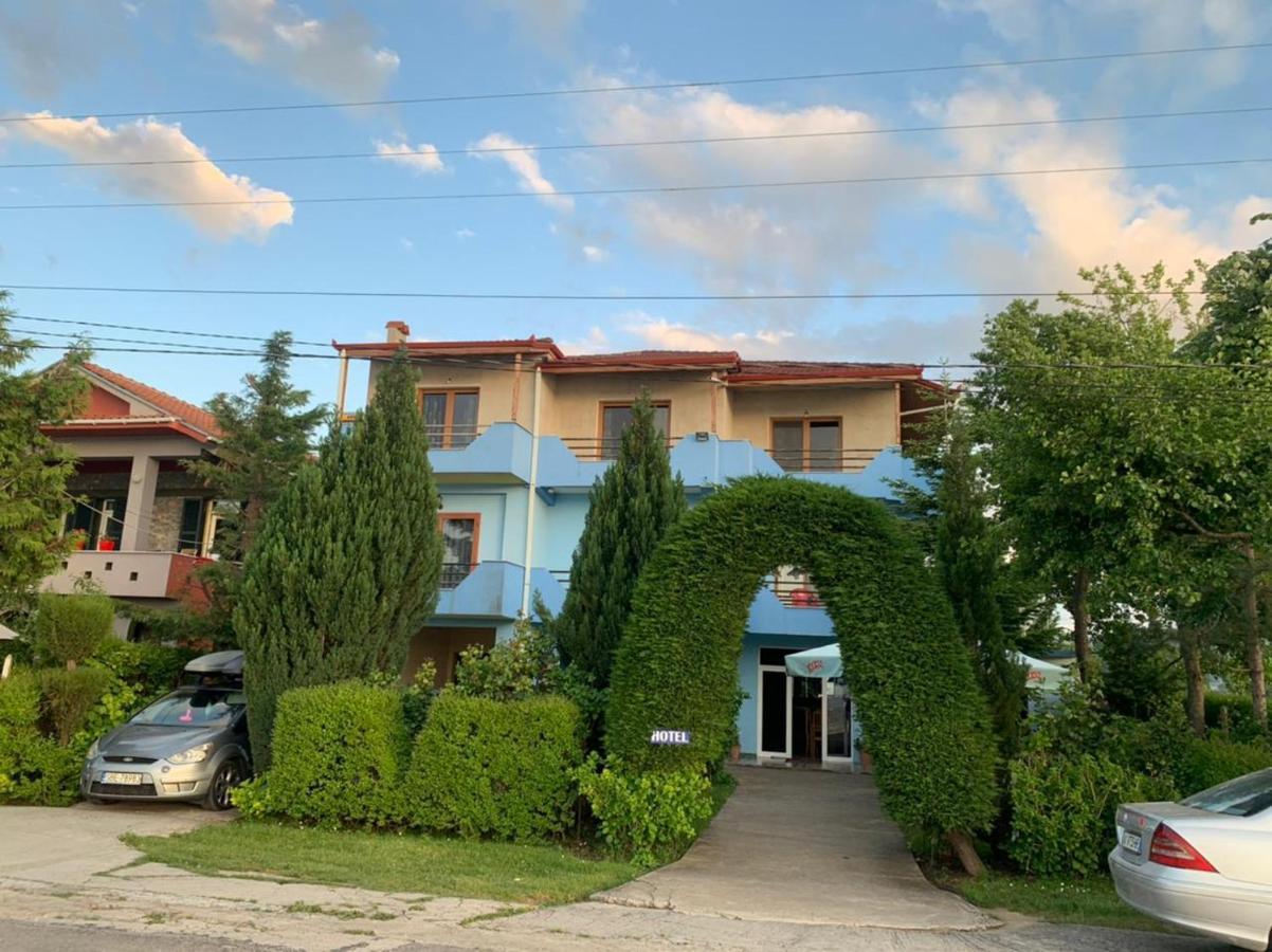 Vila Deni Tushemisht Exterior foto